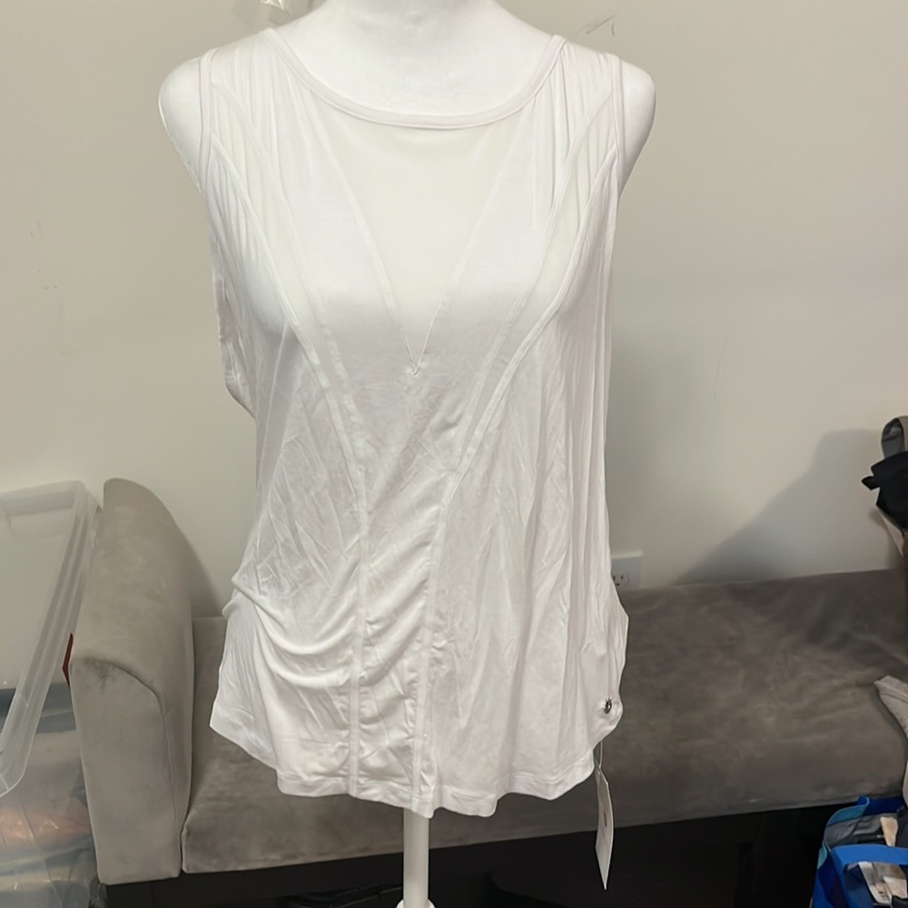 3.NWT buff bunny white mesh tank X-Large